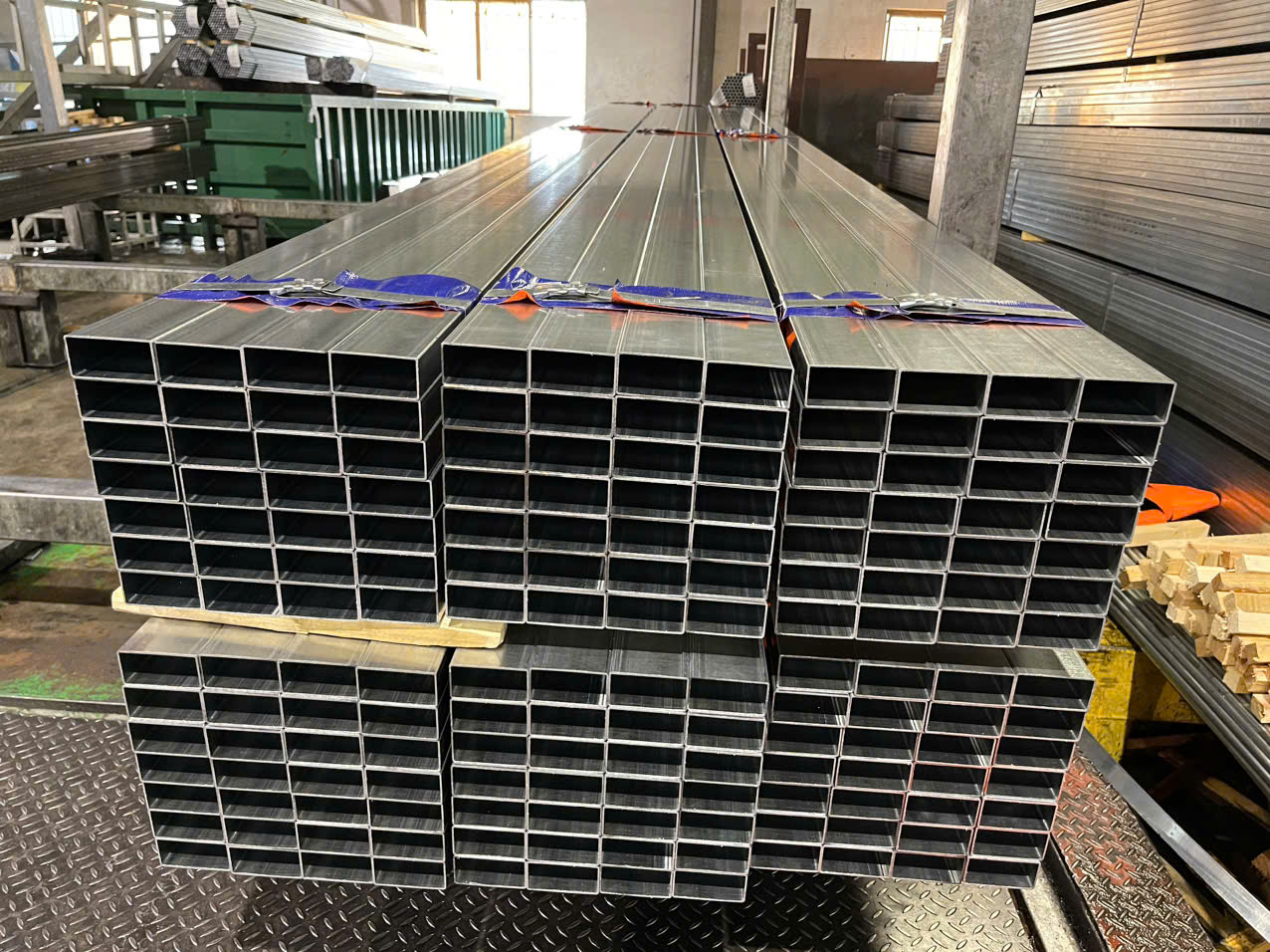 Bảng báo giá thép hộp mạ kẽm mới nhất 2026